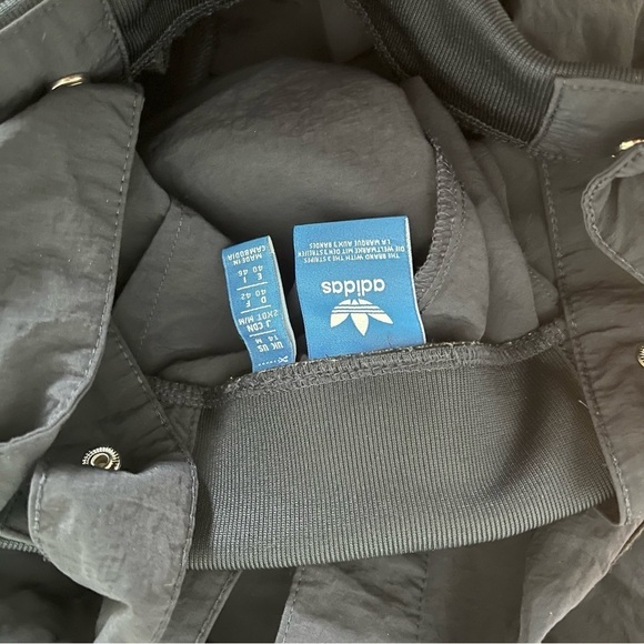 ADIDAS ORIGINALS sz M Navy Blue Culottes Long Shorts Pants BK6061 - Picture 5 of 12